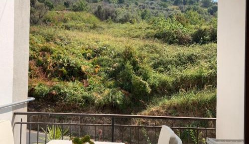 Quadruple Room with Private Bathroom