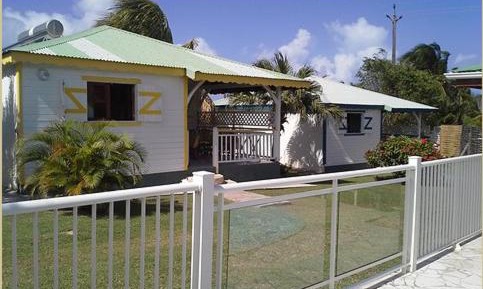 One-Bedroom Bungalow