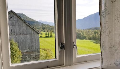 Double Room with Shared Bathroom