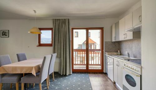 Apartment (2 to 4 Adults)