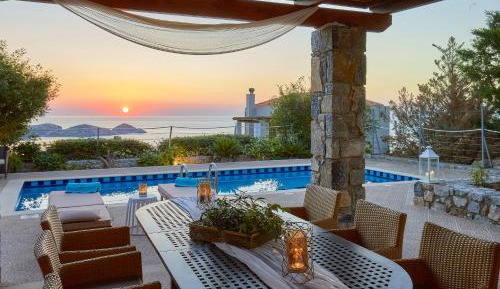 Kalypso - Three-Bedroom Villa with Private Pool