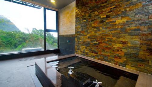 King Room with Mountain View