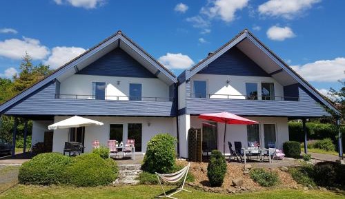 Three-Bedroom House Natalie