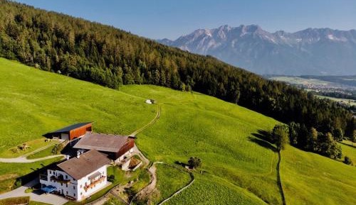 Two-Bedroom Apartment (4 Adults)