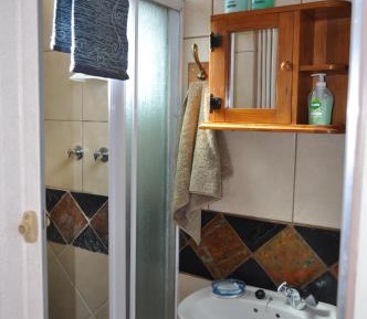 Twin Room with Private External Bathroom