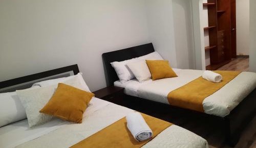 Quadruple Room with Private Bathroom