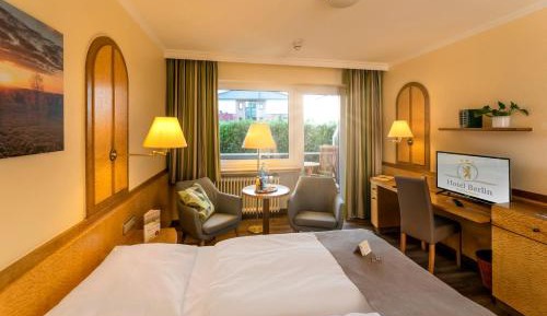 Comfort Double Room with Balcony - South