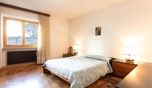 Five-Bedroom Holiday Home