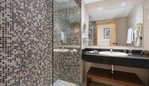 Double or Twin Room with Balcony