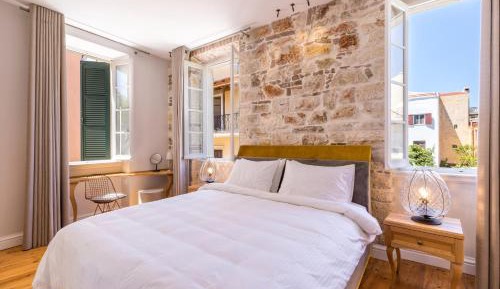 Deluxe Double Room with Garden View