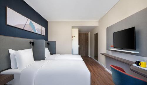 Standard Twin Room with Garden View