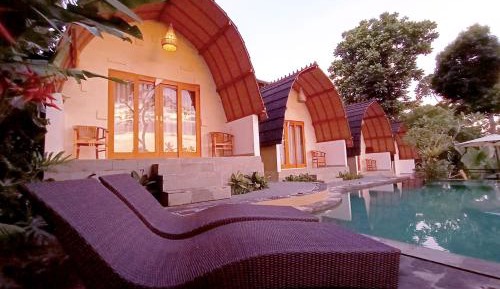 King Room with Pool View