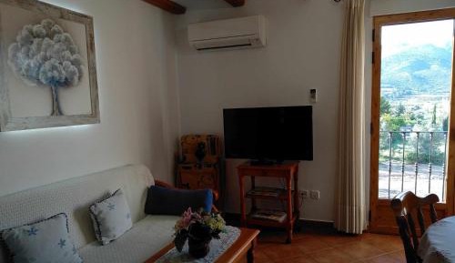 Apartment with Chimney and Mountain View