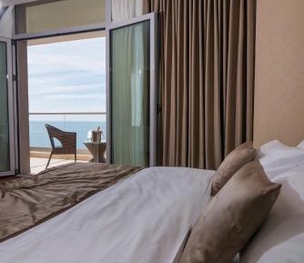 Junior Suite with Balcony