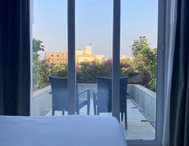 King Bed Room with Balcony