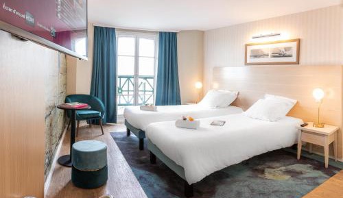 Twin Room with Harbor View