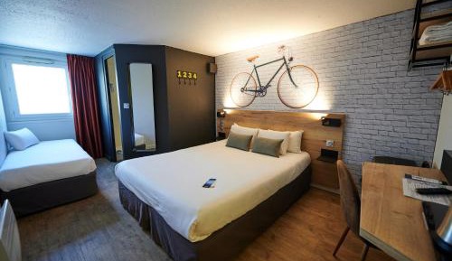 Triple Room - 1 Double & 1 Single Beds