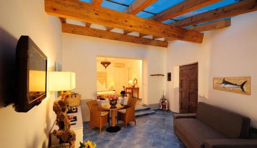 Deluxe Suite with Sea View