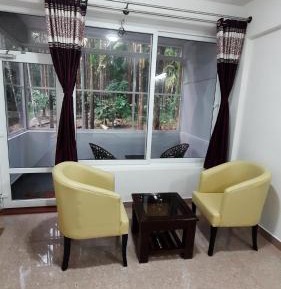 Deluxe Room (2 Adults + 1 Child)