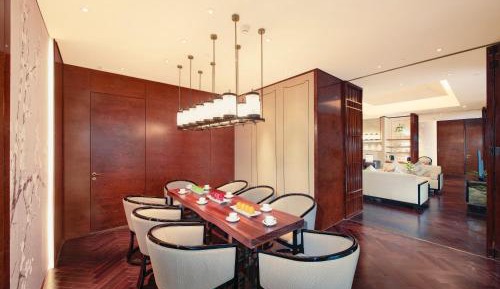 Presidential King Suite