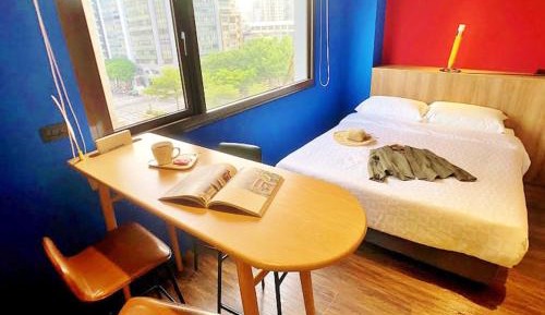 Superior Twin Room with City View