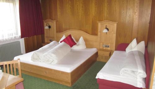 Three-Bedroom Apartment with Balcony