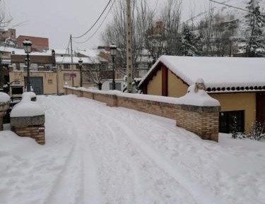 One-Bedroom Apartment (2 Adults)