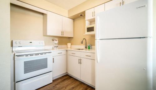 Efficiency with Oceanfront View - North Tower