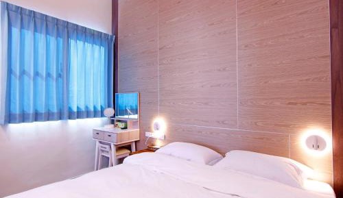 Double Room with Mountain View