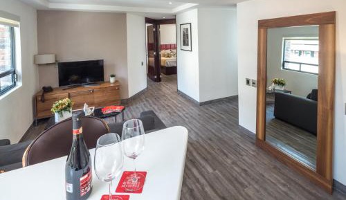 Executive Suite - Queen Size Bed