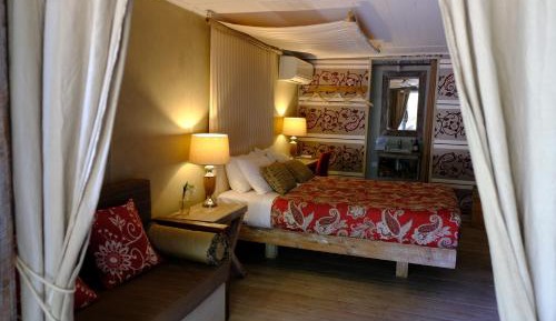 Queen Room with Garden View