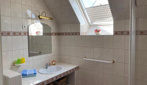 Studio - Split Level