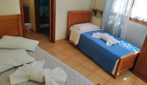 Standard Studio (2 Adults)