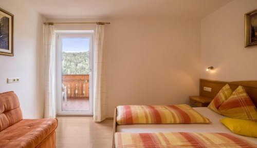 Superior One-Bedroom Apartment with Balcony