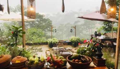 King Room with Mountain View