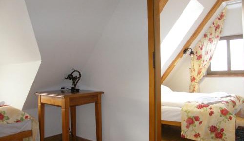 Family Room with Mountain View