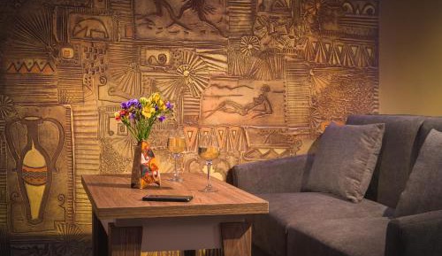 Deluxe King Studio CHOCOLATE