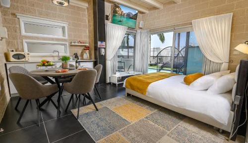 Suite with Private Pool