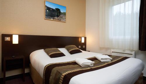 Double Room with 1 Double Bed