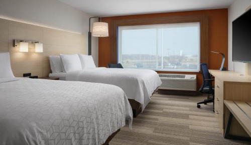 Standard Queen Room with Two Queen Beds