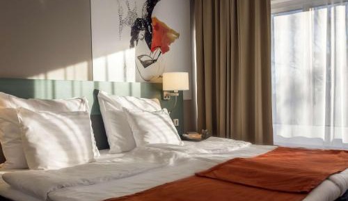 Superior Family Room