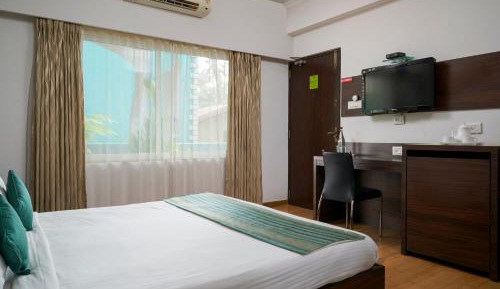 Deluxe Room with Balcony