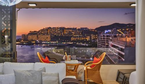 Apartment with Sea View