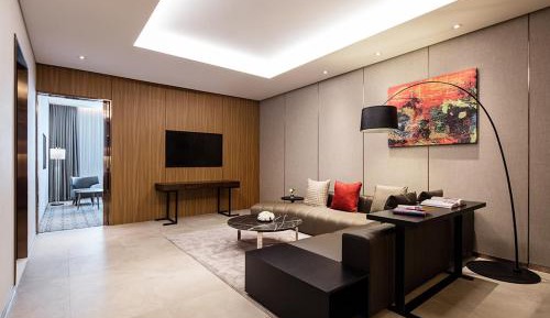 Spa King Suite - Non-Smoking