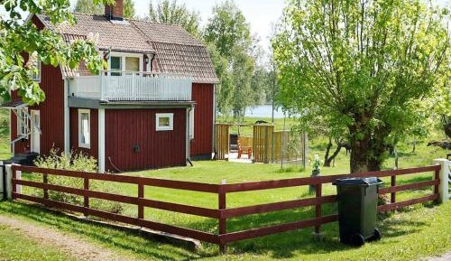 Two-Bedroom Holiday Home