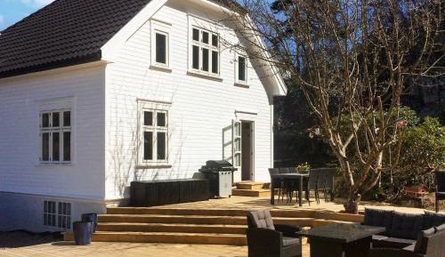 Three-Bedroom Holiday Home 