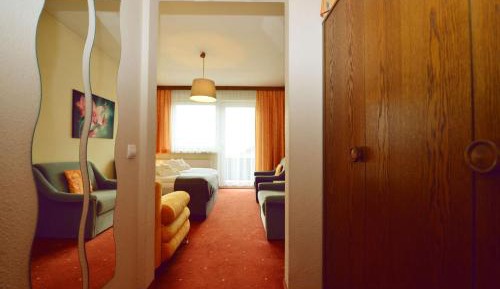 Double Room with Mountain View