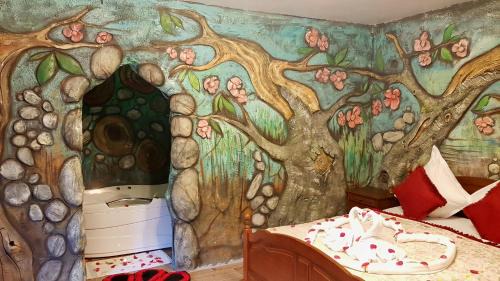 Queen Room with Spa Bath