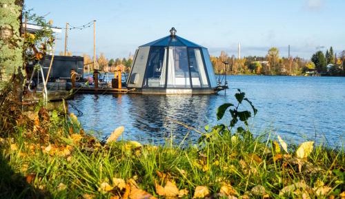 Bungalow - Water Front 