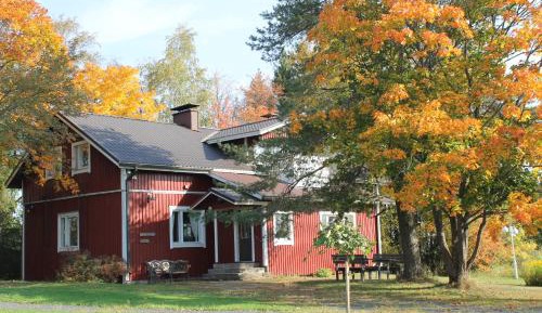 Quadruple Room with Shared Bathroom